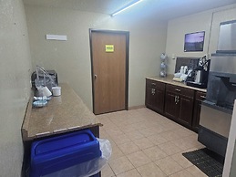 Super 8 by Wyndham Massena NY