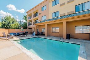 Courtyard By Marriott Tupelo