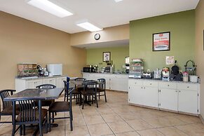 Econo Lodge Belton - Kansas City South