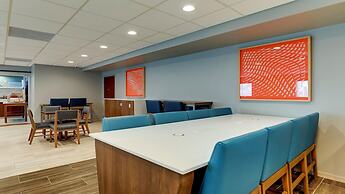 Holiday Inn Express Kenner - New Orleans Airport by IHG