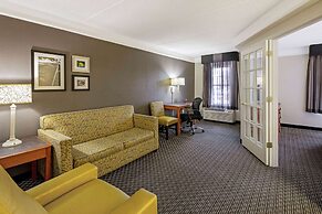 La Quinta Inn & Suites by Wyndham Macon