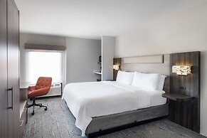 Holiday Inn Express Atlanta West - Theme Park Area by IHG