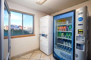 Super 8 by Wyndham Las Cruces/White Sands Area