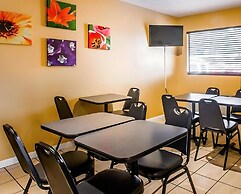 Econo Lodge Cumberland