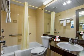 Travelodge by Wyndham Forsyth