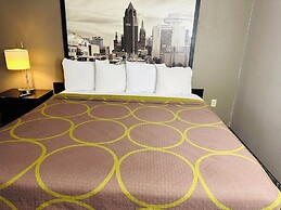 Delavan Inn and Suites