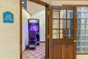 La Quinta Inn & Suites by Wyndham Appleton College Avenue
