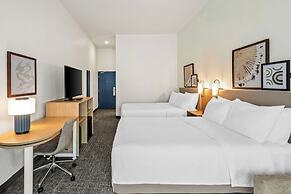 Spark by Hilton Duluth