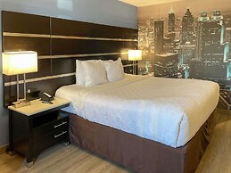 Clarion Pointe Atlanta Airport College Park