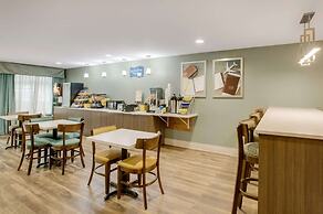 Clarion Pointe Atlanta Airport College Park