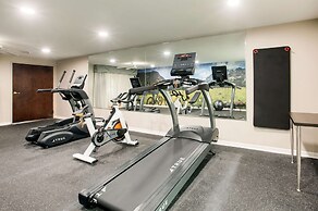 Clarion Pointe Atlanta Airport College Park