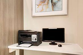 Clarion Pointe Atlanta Airport College Park