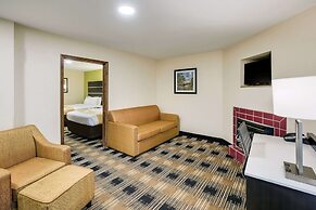 Quality Inn & Suites Mt Chalet