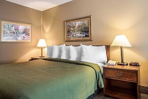 Quality Inn & Suites Mt Chalet