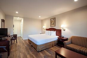 Studio City Court Yard Hotel