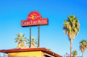Studio City Court Yard Hotel