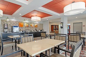 Comfort Inn & Suites Carrollton