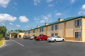 Quality Inn Auburn Campus Area I-85