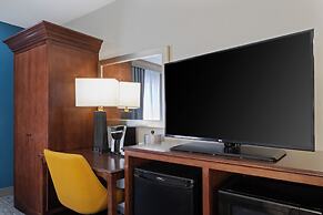 Holiday Inn Express & Suites Cincinnati Riverfront by IHG