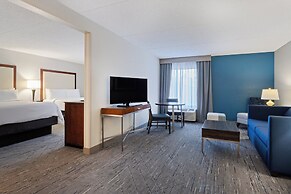 Holiday Inn Express & Suites Cincinnati Riverfront by IHG
