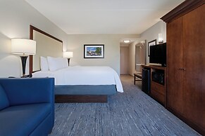 Holiday Inn Express & Suites Cincinnati Riverfront by IHG