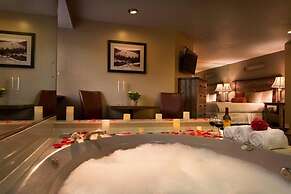 POSTMARC Hotel and Spa Suites
