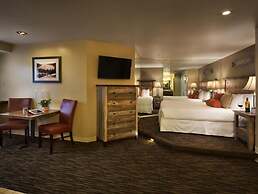 POSTMARC Hotel and Spa Suites