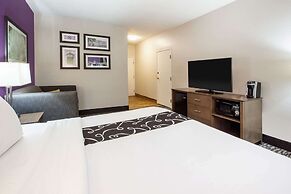 La Quinta Inn & Suites by Wyndham Elkhart