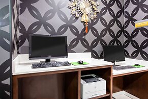 La Quinta Inn & Suites by Wyndham Elkhart