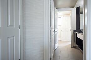 Ramada by Wyndham Ottawa On The Rideau
