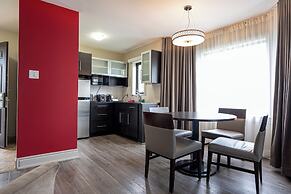 Ramada by Wyndham Ottawa On The Rideau