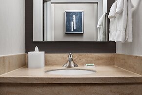 Courtyard by Marriott Anchorage Airport