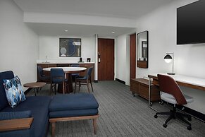 Courtyard by Marriott Bloomington