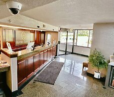 Hotel Lotus Kansas City Merriam