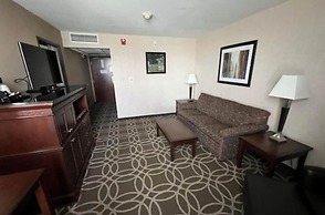 Hotel Lotus Kansas City Merriam