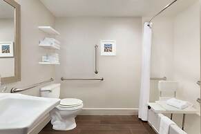 Hampton Inn Lawrence