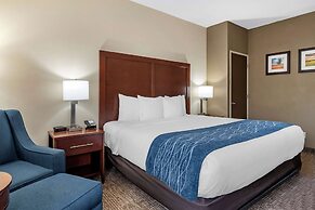 Comfort Inn & Suites Junction City - near Fort Riley