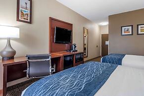 Comfort Inn & Suites Junction City - near Fort Riley