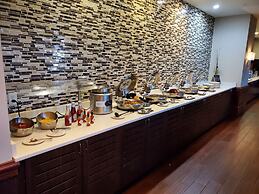 Crowne Plaza Springfield by IHG