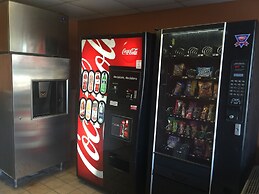 Americas Best Value Inn Garden City