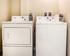 Quality Inn & Suites Altoona - Des Moines