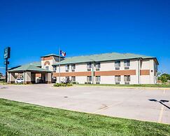 Quality Inn & Suites Altoona - Des Moines