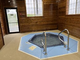 AmericInn by Wyndham Williamsburg