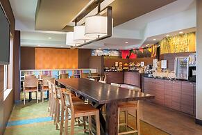 Fairfield Inn and Suites by Marriott Valparaiso