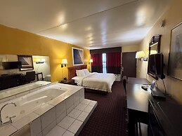 Days Inn by Wyndham Seymour