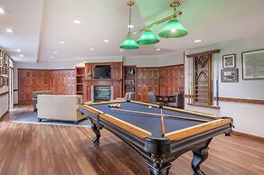 Hilton Vacation Club Varsity Club South Bend, IN