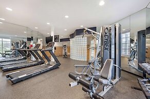 Hilton Vacation Club Varsity Club South Bend, IN