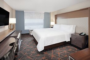 Holiday Inn Chicago-Oakbrook by IHG
