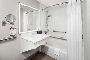 Holiday Inn Chicago-Oakbrook by IHG