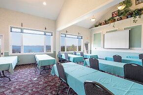 Fireside Inn & Suites - Belfast
